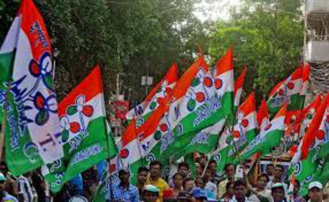 तृणमूल नेताओं को फोन करके पार्टी की प्रगति पूछ रही है पीके की टीम