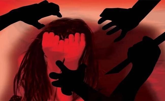 सियालदह-बलिया एक्सप्रेस में महिलाओं से छेड़खानी, विरोध करने पर यात्रियों से मारपीट