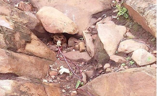 लखीसराय : कजरा के पहाड़ियों में सर्च के दौरान आइडी बम बरामद