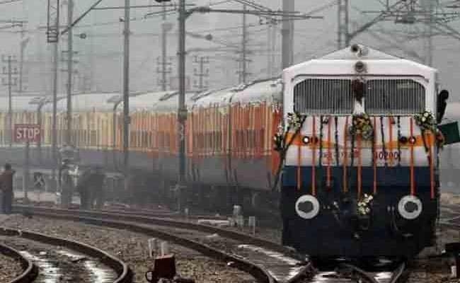 मिशन रफ्तार : ट्रेनों की गति 130 से बढ़ा कर 160 करने का फैसला, अब 12 घंटे में दिल्ली से हावड़ा का सफर