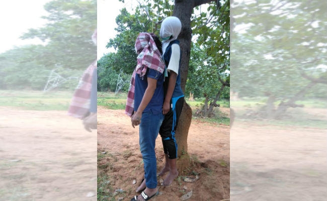 सिमडेगा : दो युवतियों के शव एक साथ पेड़ पर लटके मिलने से इलाके में सनसनी, हत्या का आरोप