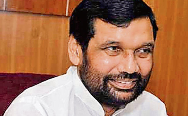पटना : मजबूत राष्ट्र के लिए हमेशा पौष्टिक आहार लें : रामविलास पासवान