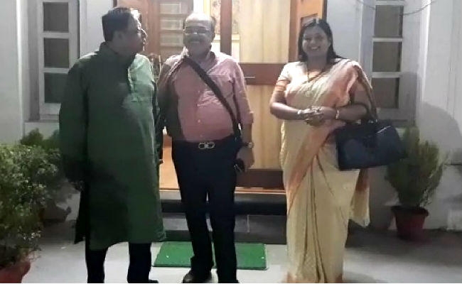 मुकुल ने शोभन-बैशाखी से मुलाकात, कहा- सब ठीक है, वे दोनों भाजपा में ही हैं और रहेंगे