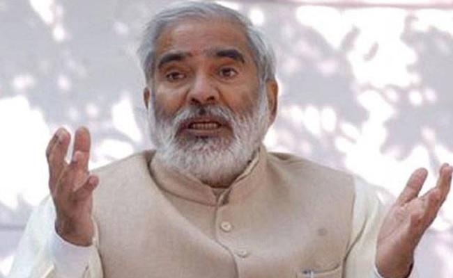 महागठबंधन में नीतीश की ‘नो इंट्री” पर तेजस्वी के बयान को रघुवंश ने बताया ”गैर राजनीतिक”