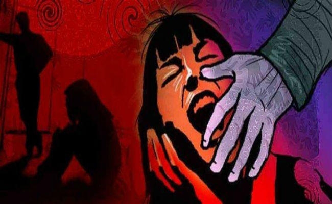 महिला से सामूहिक दुष्कर्म, हत्या कर शव फेंका