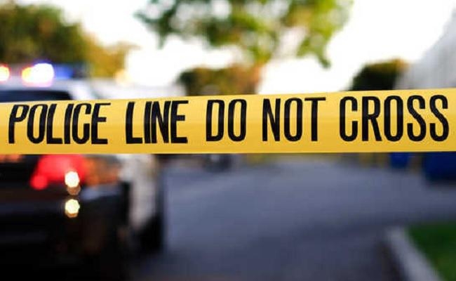 गोपालगंज : बाइक को बचाने के चक्कर में स्कूली बच्चों से भरा टेंपो पलटा, 12 घायल