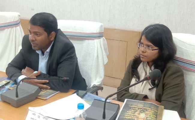 गुमला के टाना भगतों के गांव में बनेगा पुस्तकालय व सामुदायिक भवन
