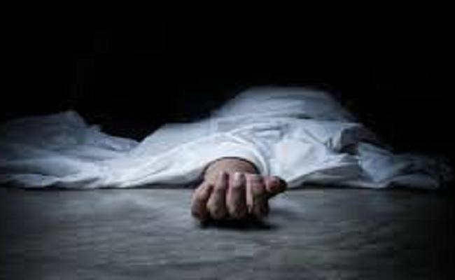 दो दिनों से कमरे में पड़ा था शव, नहीं लगी भनक