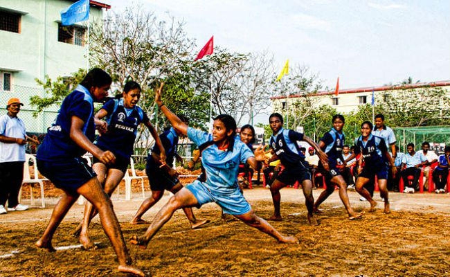 प्राथमिक स्कूलों में अनिवार्य होंगे अब पारंपरिक खेल