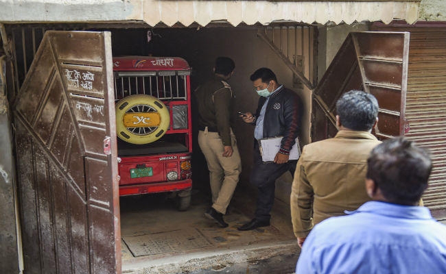 दिल्ली में एक ही परिवार के 5 लोगों की सनसनीखेज मौत मामले में एक की गिरफ्तारी