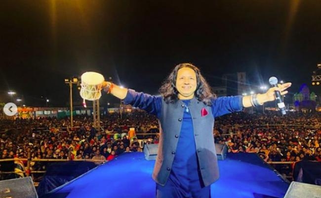 ”जय-जय कारा स्वामी देना साथ हमारा” गाने से कैलाश खेर करेंगे अमेरिकी राष्ट्रपति डोनाल्ड ट्रंप का स्वागत