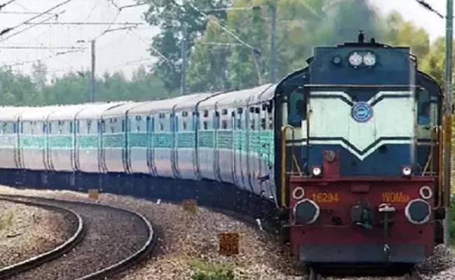 पांच जोड़ी ट्रेनें मार्च तक रद्द, रेलवे ने वजह बतायी ”फाॅग”