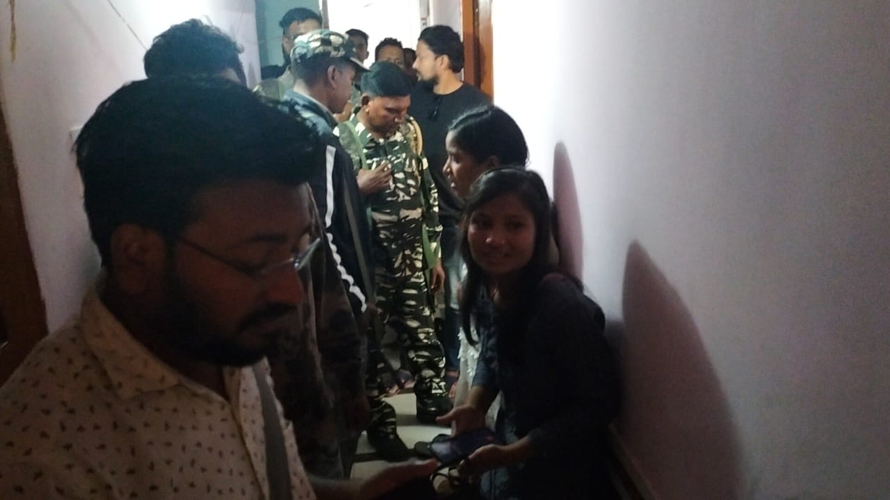 झारखंड : गिरिडीह कॉलेज के इंटर साइंस की छात्रा ने फांसी लगाकर की आत्महत्या