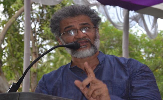 क्वैड कूटनीति व आत्मनिर्भर भारत
