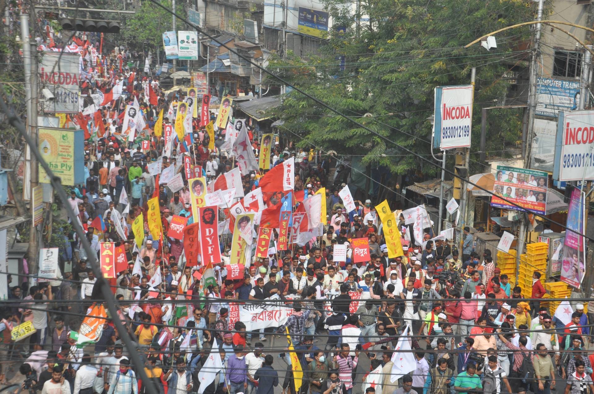 वामदलों ने बंगाल बंद को अभूतपूर्व बताया, कांग्रेस और फुरफुरा शरीफ के पीरजादा अब्बास सिद्दीकी का भी मिला समर्थन