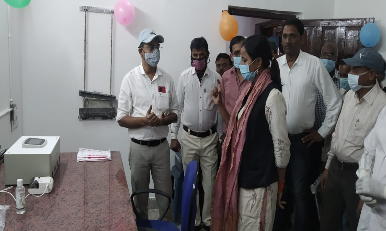 केरेडारी सीएचसी में लगा ट्रूनेट मशीन, कोरोना जांच में आयेगी तेजी
