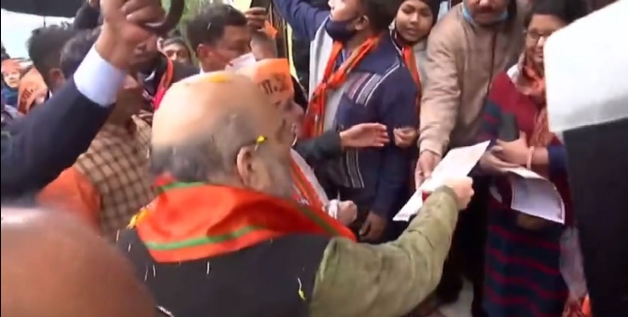 UP Election 2022: कैराना में अमित शाह घर-घर जाकर मांग रहे वोट, डोर-टू-डोर प्रचार नीति पर आयोग की ‘नजर’