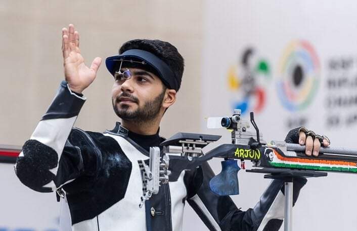 Shooting World Cup: अर्जुन बबूता ने 10 मीटर एयर राइफल में गोल्ड जीता, भारत का खाता खुला