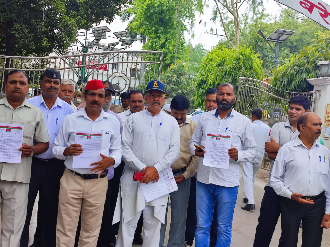 बरेली में सपा सैनिक प्रकोष्ठ ने सेना की अग्निपथ योजना को देश के लिए बताया घातक, यह भी बोले…