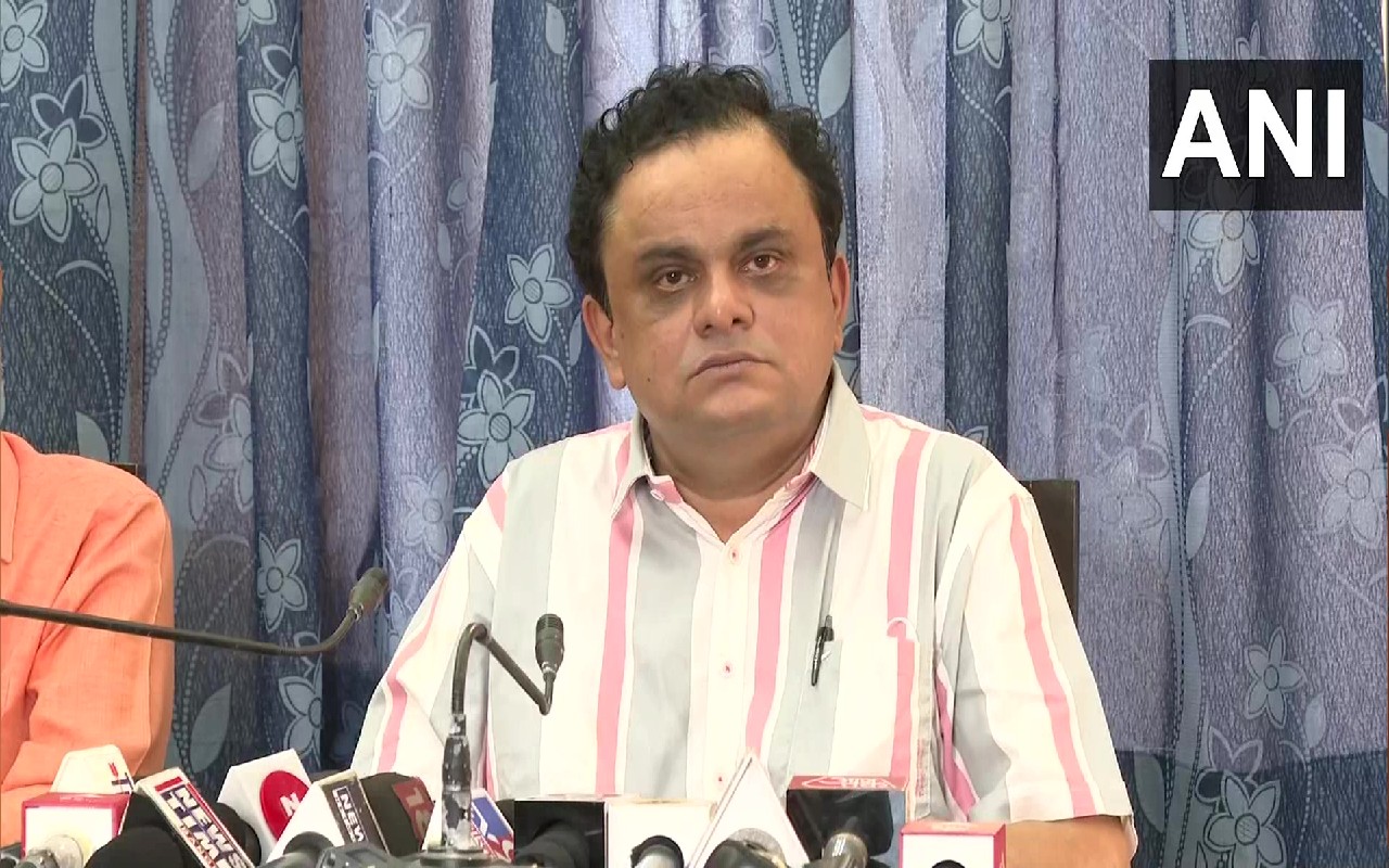 विश्वविद्यालयों में कार्यवाहक कुलपति नियुक्त करने के पक्ष में नहीं राज्य सरकार : मंत्री ब्रात्य बसु