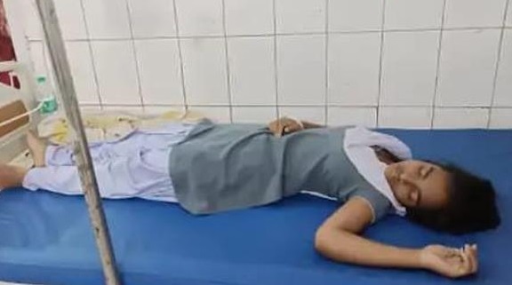 बिहार: गर्मी से क्लास रूम में बेहोश हुईं कई छात्राएं, कुछ को पेट में दर्द, उल्टी-दस्त, स्कूल में मची अफरा-तफरी