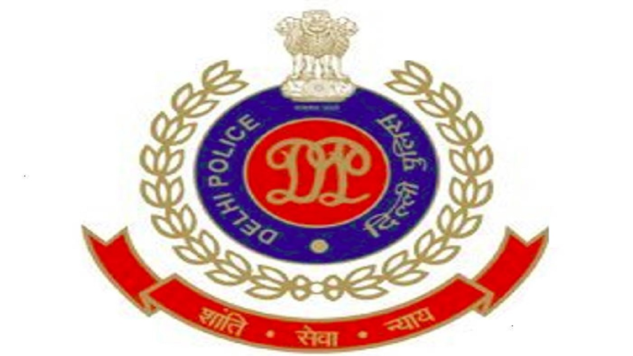 Delhi Crime News: दिल्ली में फर्जी जॉब कॉल सेंटर का भंडाफोड़, पुलिस ने 3 लोगों को किया गिरफ्तार