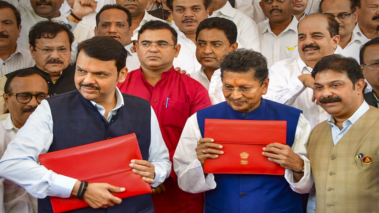 महाराष्ट्र में किसानों को सालाना 6000 रुपये मिलेंगे, फडणवीस ने पेश किया शिंदे सरकार का पहला बजट