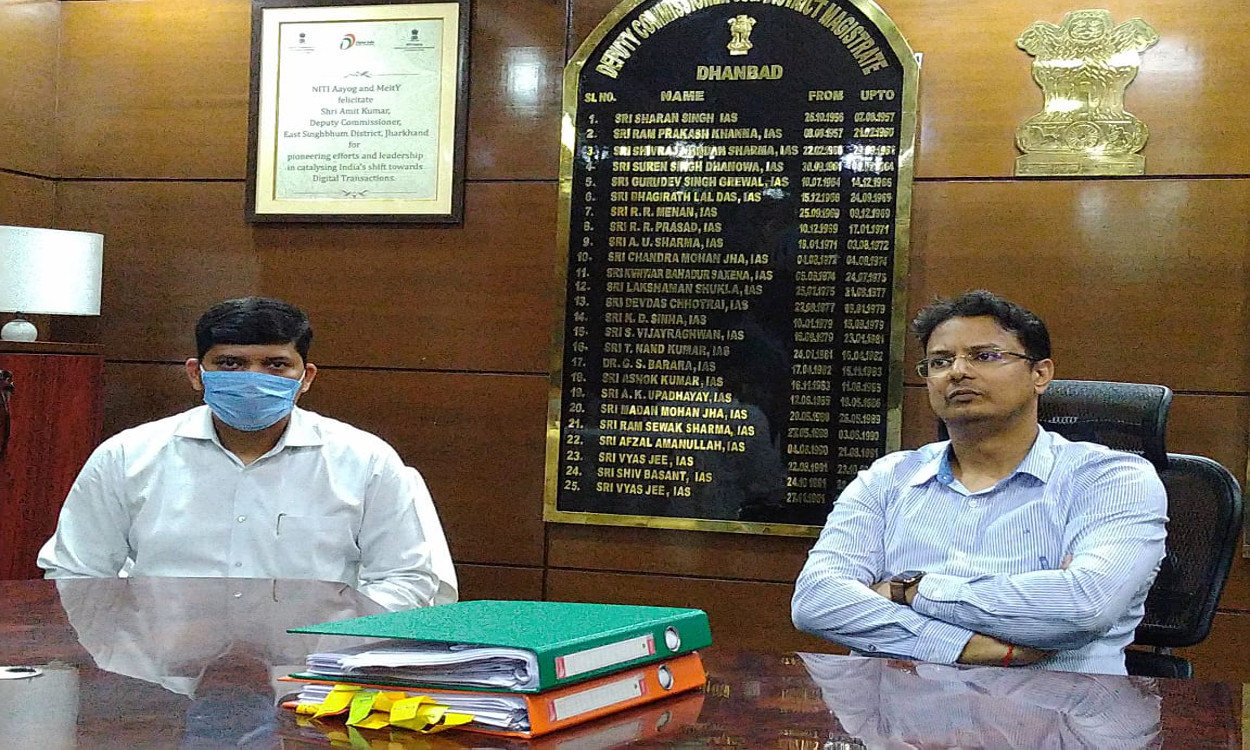 धनबाद के नये डीसी उमाशंकर सिंह ने लिया प्रभार, कहा- कोरोना की रोकथाम के लिए हर संभव उठाएंगे कदम