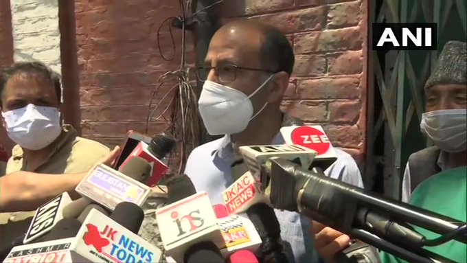 पीएम की सर्वदलीय बैठक में फारुक अब्दुल्ला शामिल होंगे या नहीं फैसला परसों, महबूबा पहले ही कर चुकी हैं इनकार…