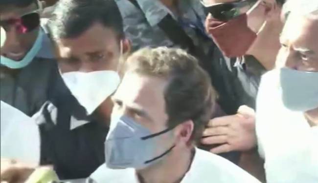 राहुल गांधी को हरियाणा में प्रवेश की अनुमति, सिरसा में प्रदर्शनकारियों पर पुलिस ने किया वाटर कैनन का प्रयोग