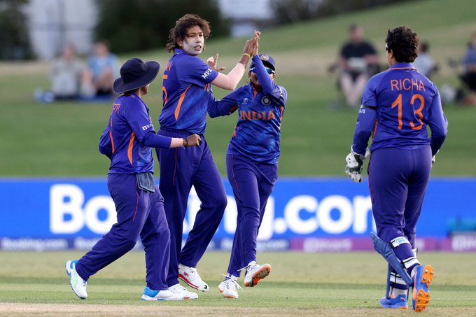 Women’s World Cup: वेस्टइंडीज और दक्षिण अफ्रीका मैच रद्द होने से भारत को नुकसान, आखिरी मैच जीतना जरूरी