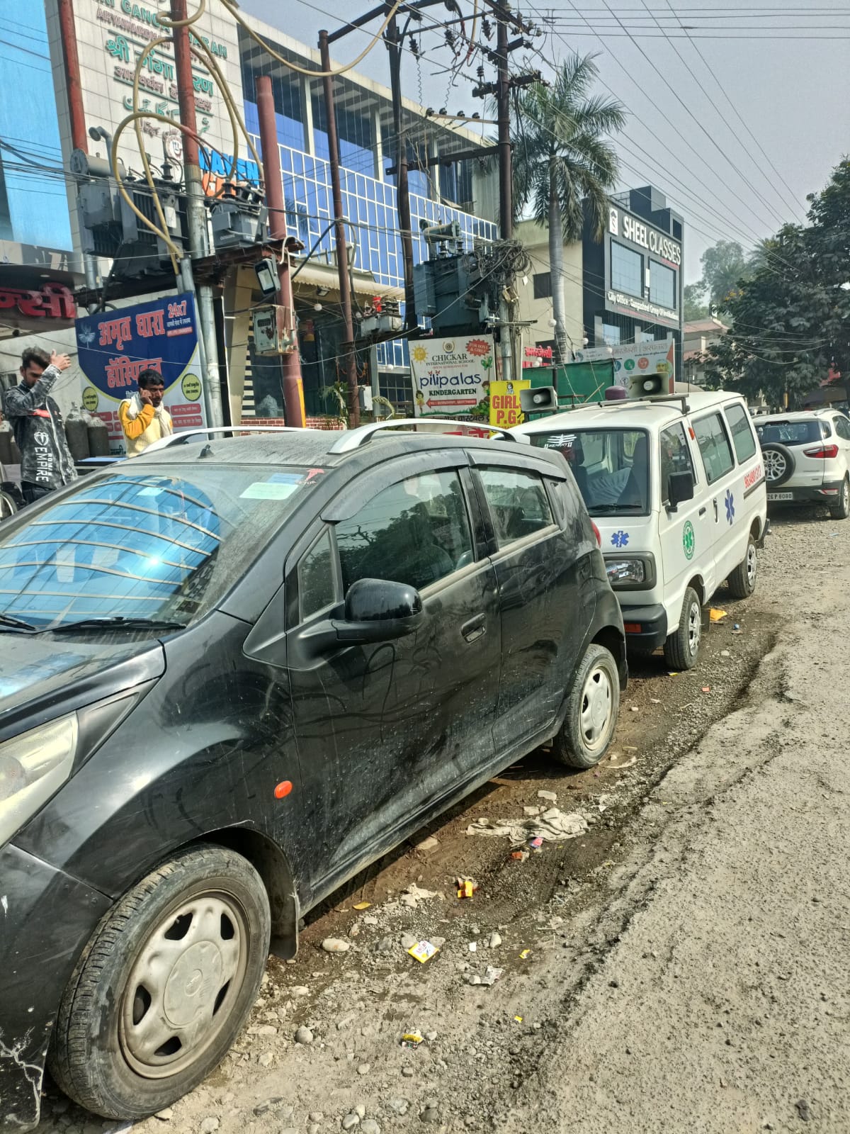 बरेली में स्मार्ट सिटी के गड्ढे ने ली PWD कर्मी की जान, परिजनों ने नगर निगम को बताया जिम्मेदार