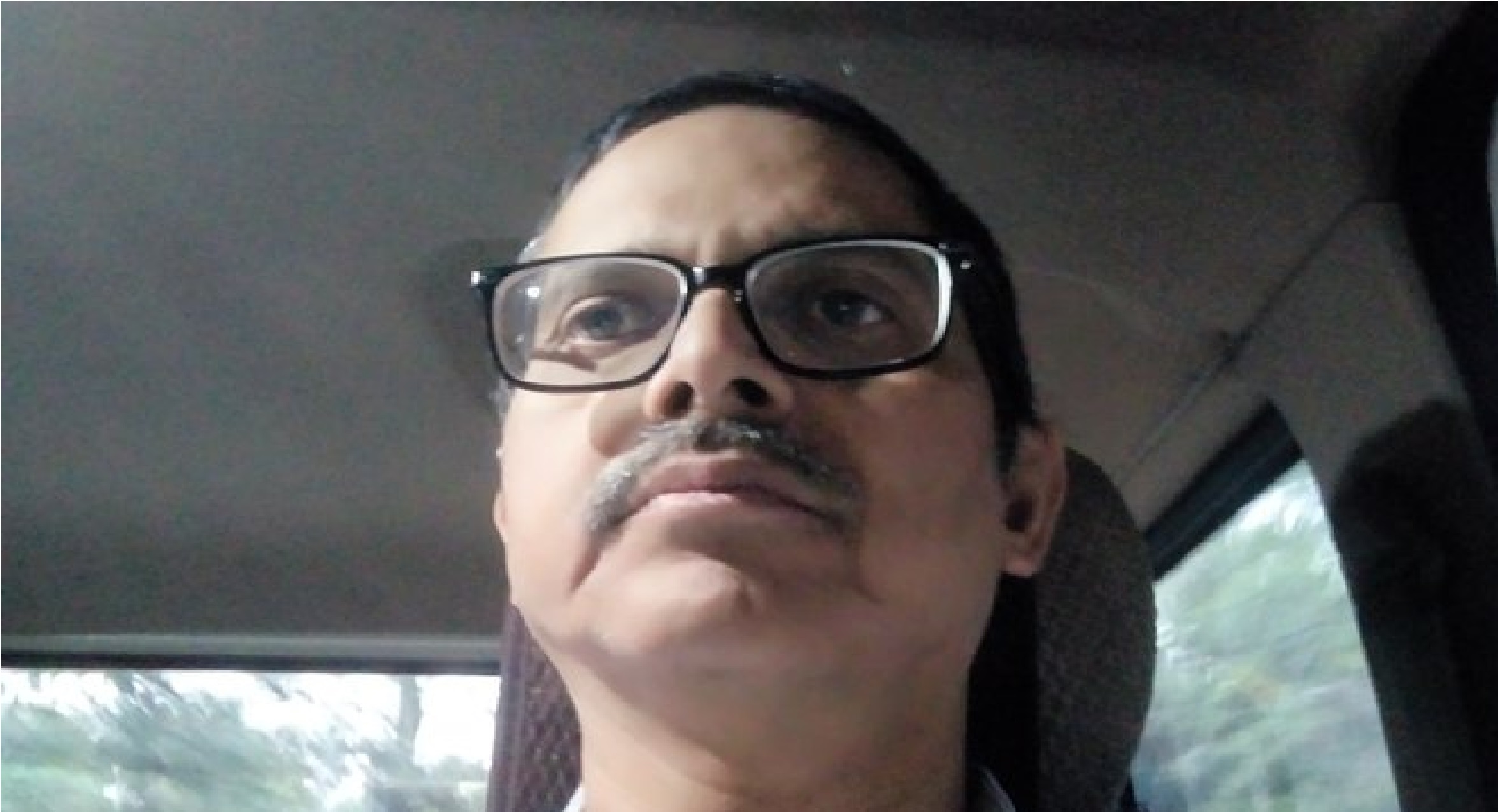 यूपी के चर्चित IPS अमिताभ ठाकुर को सरकार ने समय से पहले किया रिटायर, विवादों से रहा है नाता