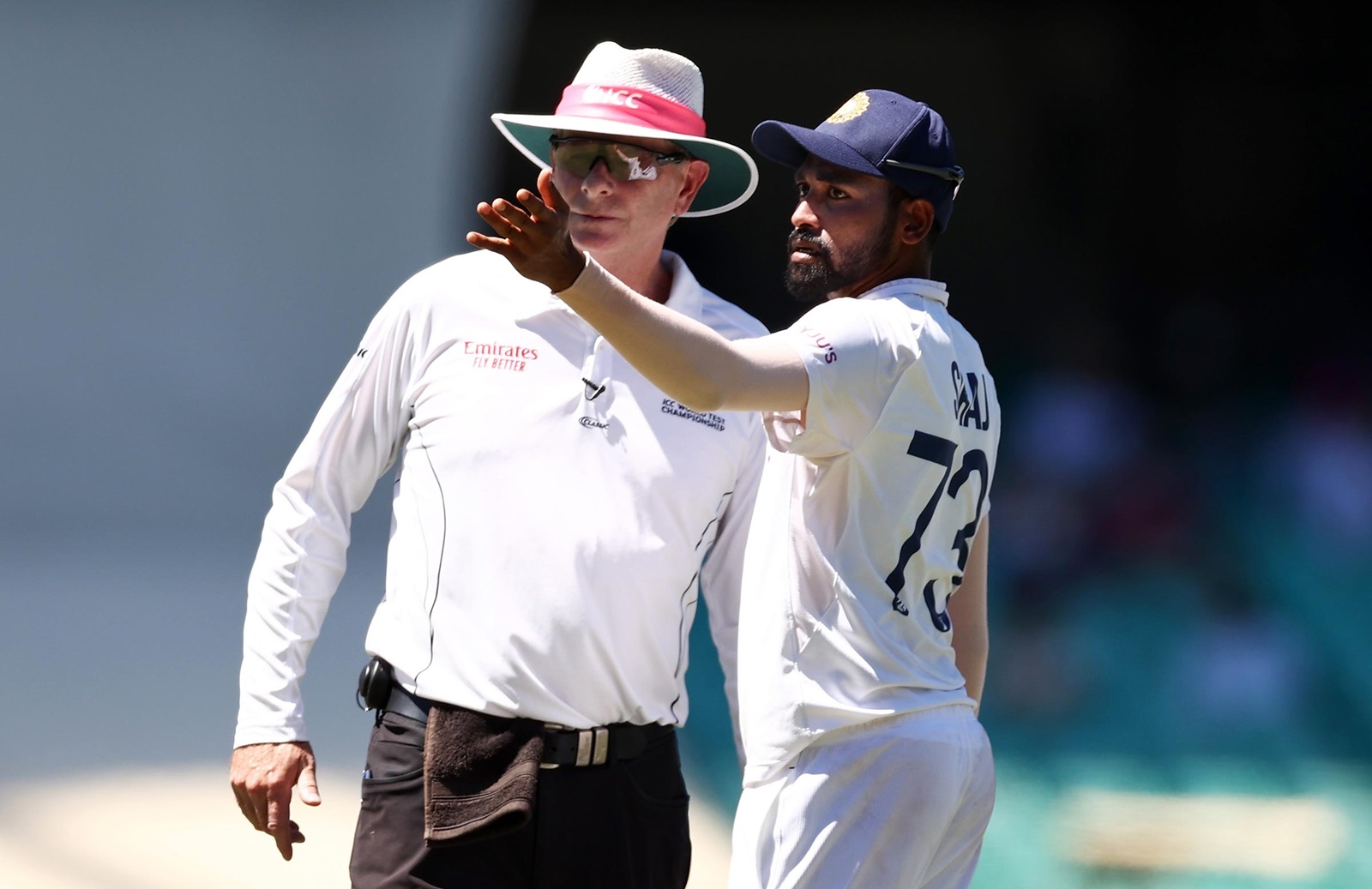 IND Vs AUS 3rd Test: सिडनी में भारतीय खिलाड़ियों पर किये गये भद्दे कमेंट, मैच रोक बदतमीजी करने वाले दर्शकों को किया गया स्टेडियम से बाहर