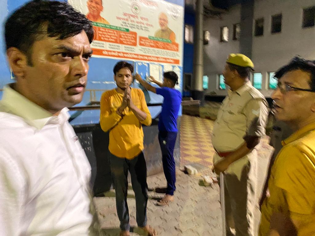 कानपुर हैलट अस्पताल में दिखा खामियों का अंबार, इमरजेंसी में गंदगी देख भड़के प्राचार्य, 24 घंटे में 2 छापे
