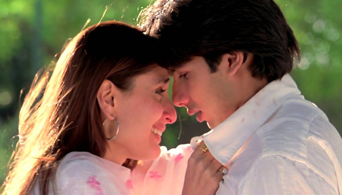 Valentine Day 2021: रिल लाइफ में सुपरहिट होने के बाद टूट गई रियल लाइफ में शाहिद-करीना की जोड़ी, ब्रेकअप के लिये आखिरी कॉल शाहिद कपूर ने . . .