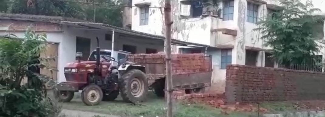 सीसीएल की खाली जमीन पर निर्माण करवा रहे यूनियन नेता का विरोध, लोगों ने लगाया भूमि कब्जा करने का आरोप