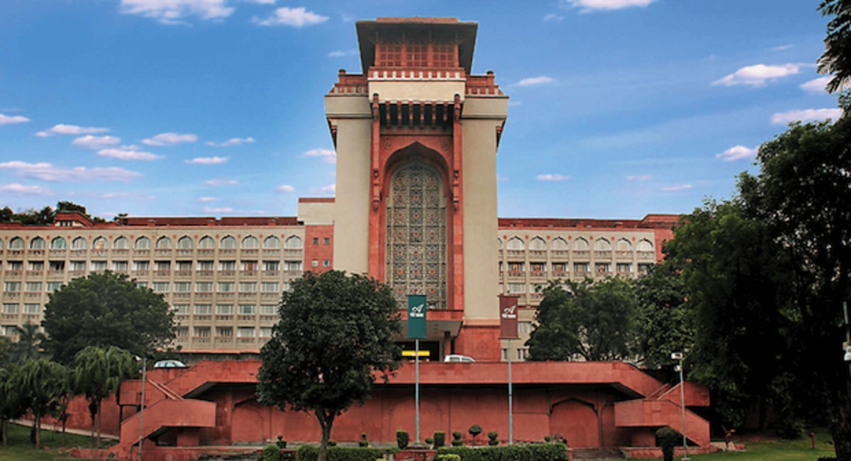 मल्टीपरपस बिल्डिंग के रूप में तब्दील हो जाएगा होटल ‘द अशोक’, 25 एकड़ जमीन को लीज पर देने की तैयारी में सरकार