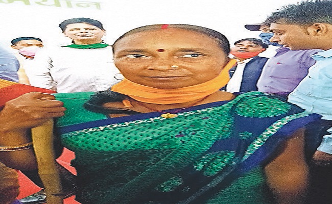 दिव्यांग जीविका दीदी सुनिला का पीएम ने बढ़ाया हौसला, अब महिलाओं के लिए करेंगी ये काम…