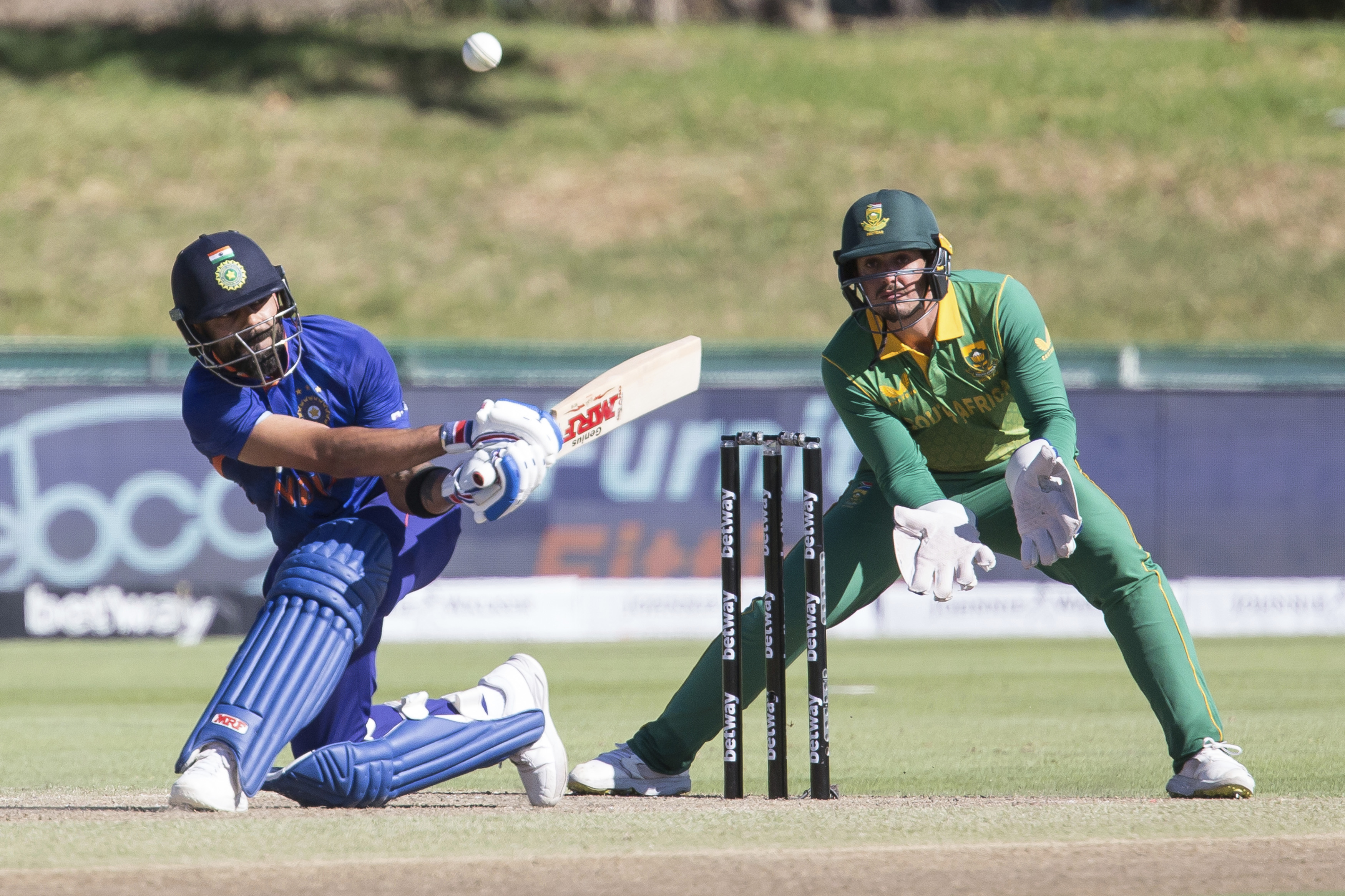 T20 World Cup: विराट कोहली 13 नवंबर को फिर काटना चाहते हैं केक, फैंस के साथ मनाया जन्मदिन