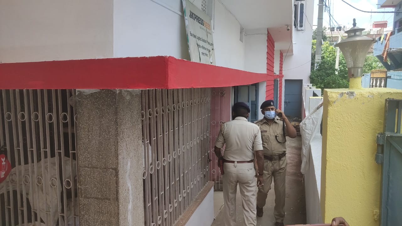 राजधानी पटना में दिनदहाड़े 12 लाख की लूट, चार अपराधियों ने दिया घटना को अंजाम