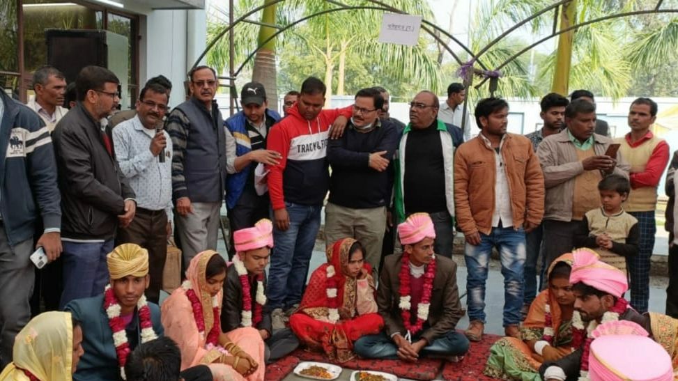 Bareilly News: एक पंडाल में गूंजे वेद मंत्र और कुरान की आयतें, 63 जोड़े बने हमसफर