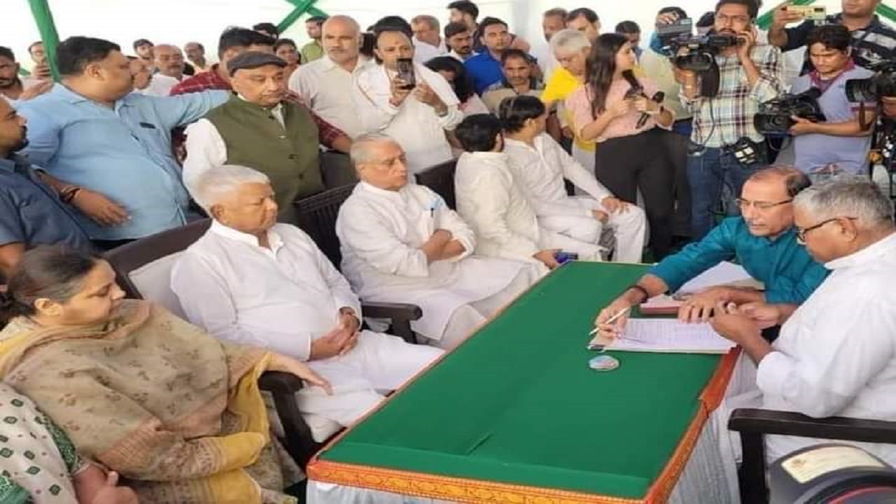 Lalu Yadav 12वीं बार बने RJD के राष्ट्रीय अध्यक्ष, मीसा भारती समेत कई नेता रहे मौजूद