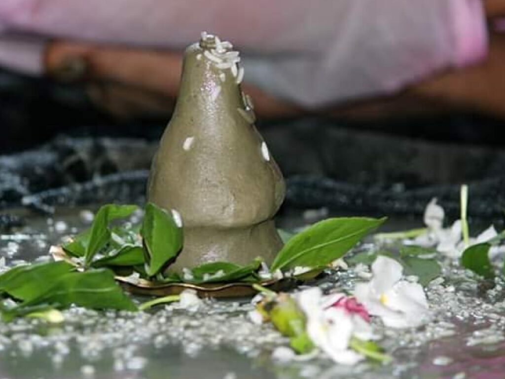 Maha Shivaratri: मिथिला में आज भी होती है पार्थिव शिवलिंग की दैनिक पूजा, विद्यापति ने लिखा है विधि और विधान