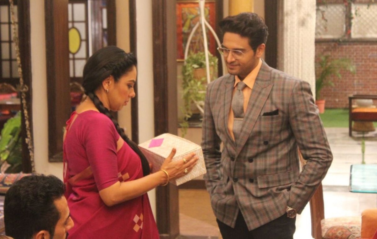 Anupamaa Spoiler Alert: अनुज कपाड़िया के सामने डील से पहले ये शर्त रखेगी अनुपमा, वनराज का मंजूर होगा ये फैसला?