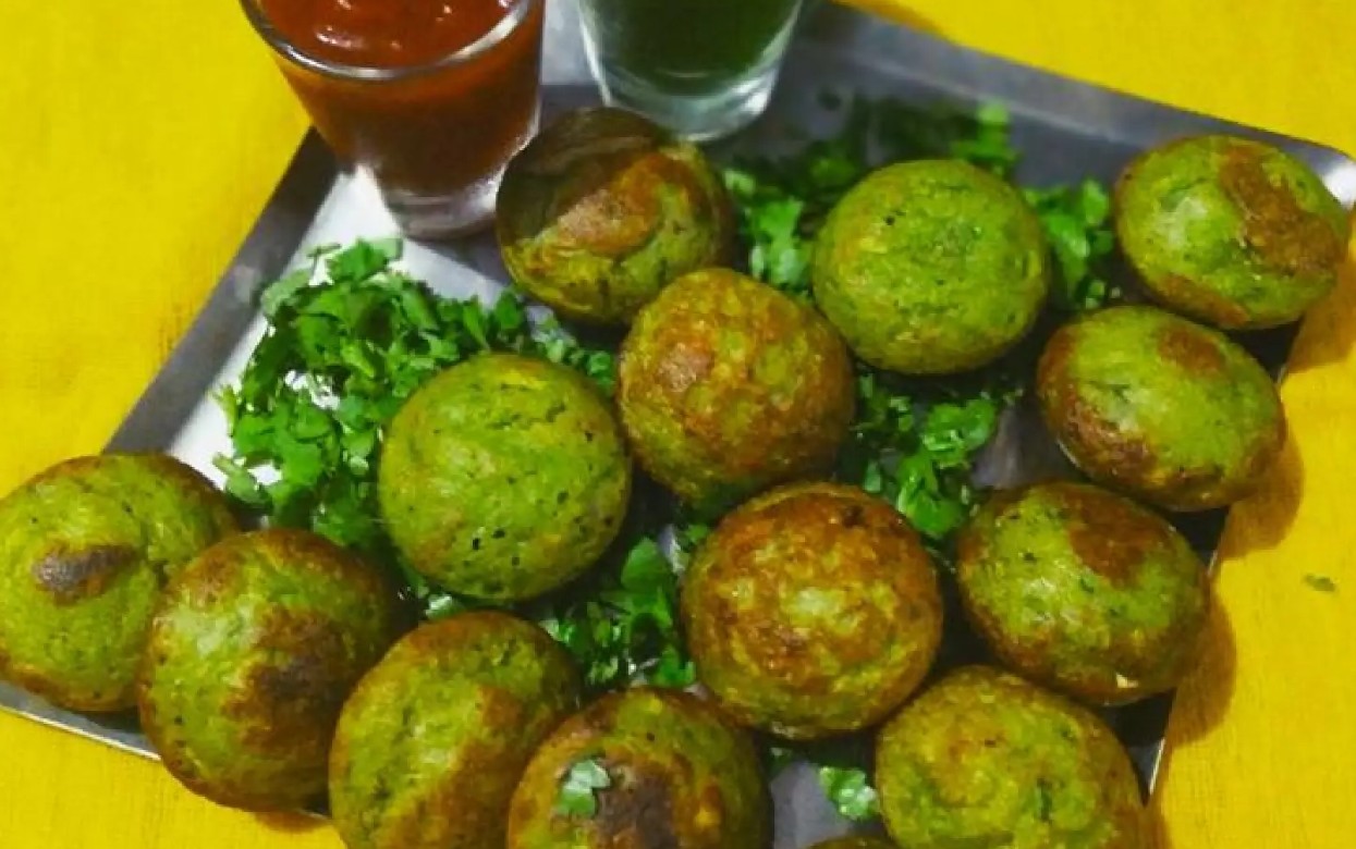 Bathua Appam Recipe: सर्दियों में खाएं हेल्दी बथुए के अप्पम, जानिए बनाने की सबसे आसान विधि