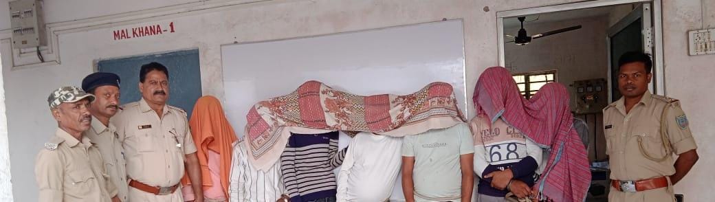 Jharkhand News : झारखंड की हजारीबाग पुलिस ने की छापामारी, 8 जुआरियों को भेजा जेल