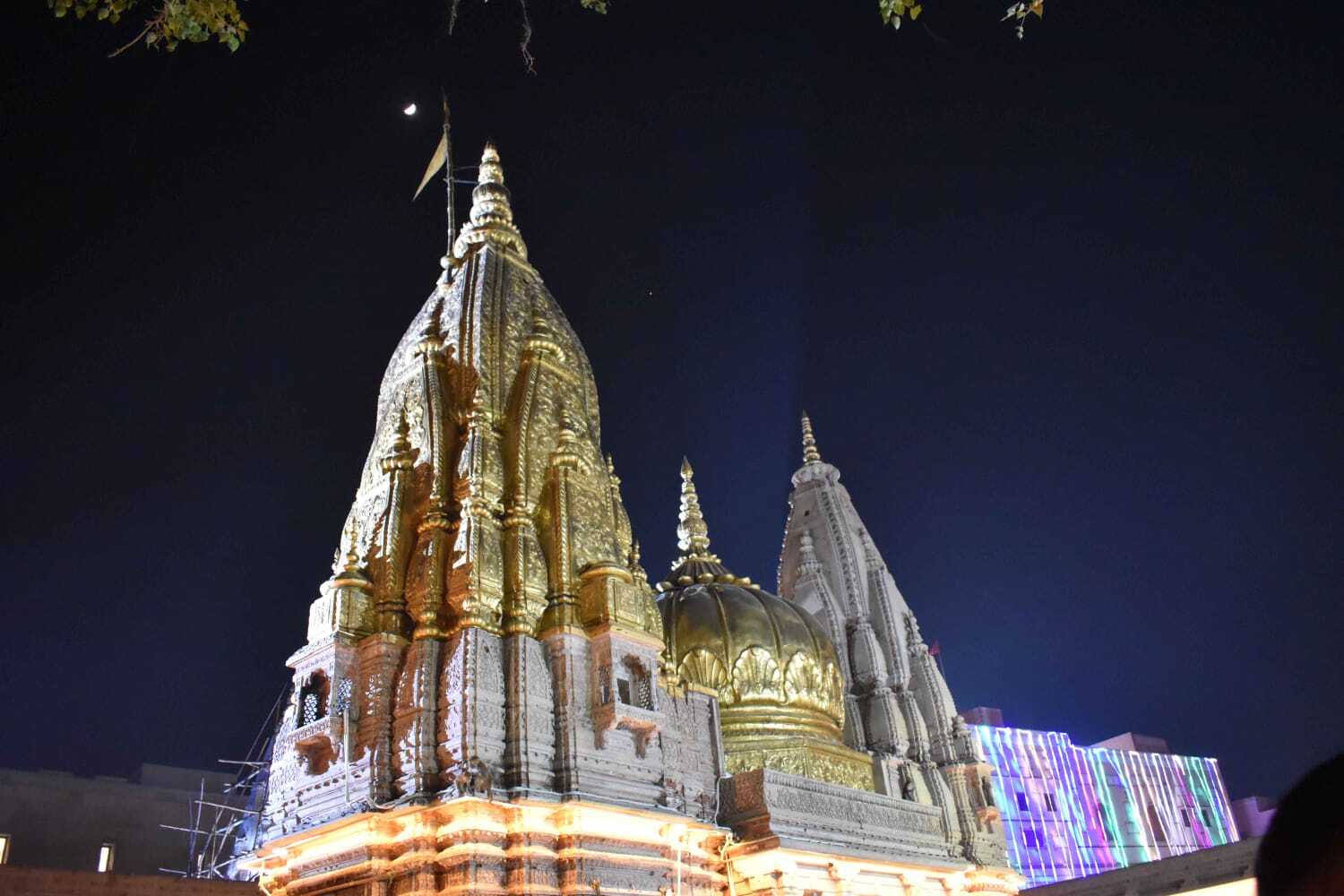 काशी में शंख वादन का बनेगा रिकॉर्ड, सांस्कृतिक केंद्र खोज रहा 1001 वादक, विपक्षी दलों का तंज