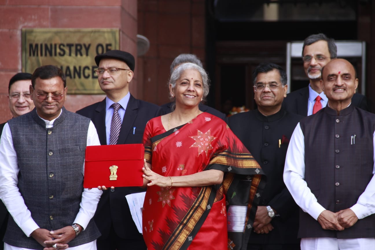 बजट 2023 : कृषि और किसानों के लिए निर्मला सीतारमण के टैबलेट से क्या-क्या निकला, यहां देखें