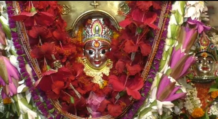 नवरात्रि 2021 : मां चंद्रघटा और कुष्मांडा की पूजा आज, काशी में भक्तों की भारी भीड़
